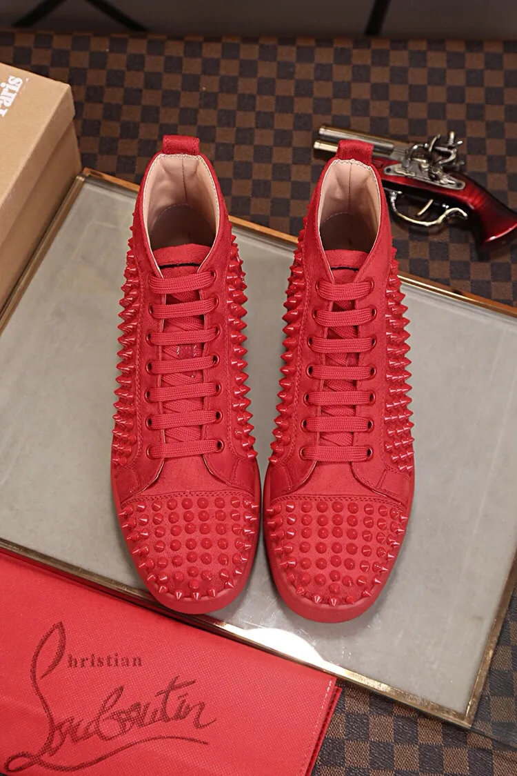 Ex-factory price 480. christian louboutin (CL red sole shoes) counter nail series, high-top casual sneakers for couples 📢 📢 📢 Exclusive hot style release 🎈🎈💪 Movable latex feet 👻 Finished outsole stitching line [satisfied] 😝Female 35-40# Male 38#-46, global supply😝 [Top version]: original imported cowhide upper, top original leather lining, original molded TPU outsole, original 1:1 detail processing, original shoe last, large quantity available from stock,